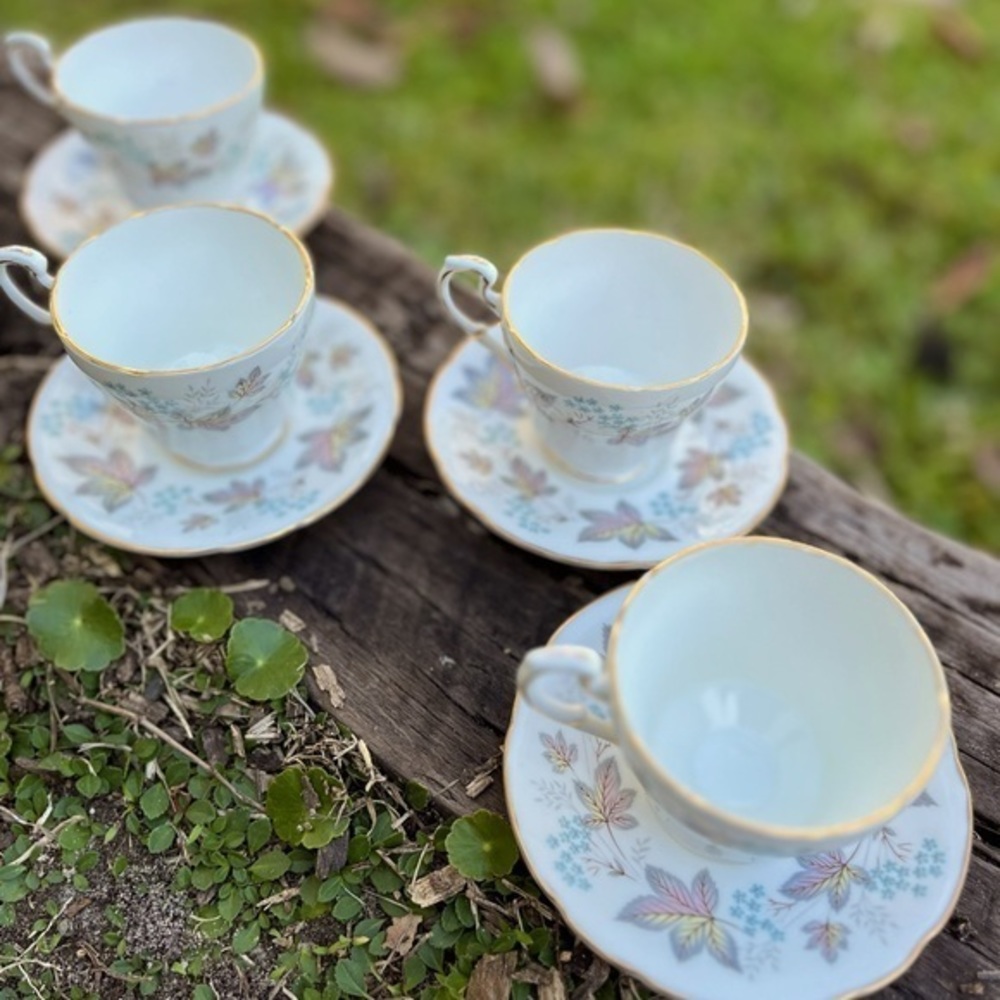 Stunning Paragon  "Enchantment" By Appointment 4 Cups & Saucers. Made In England